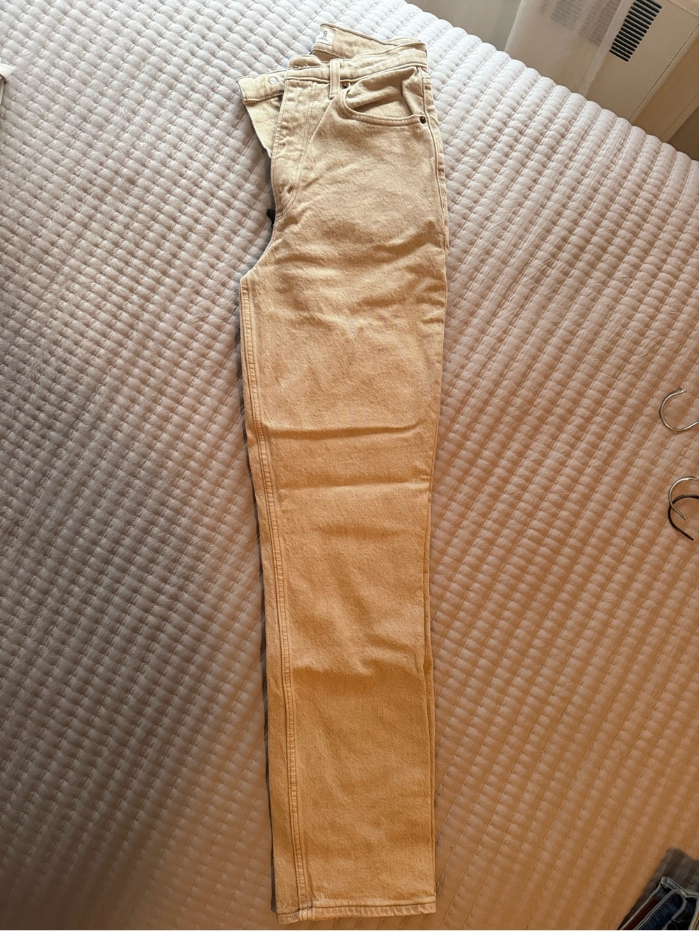 Abercrombie & Fitch Straight-Leg Jeans in Light Beige